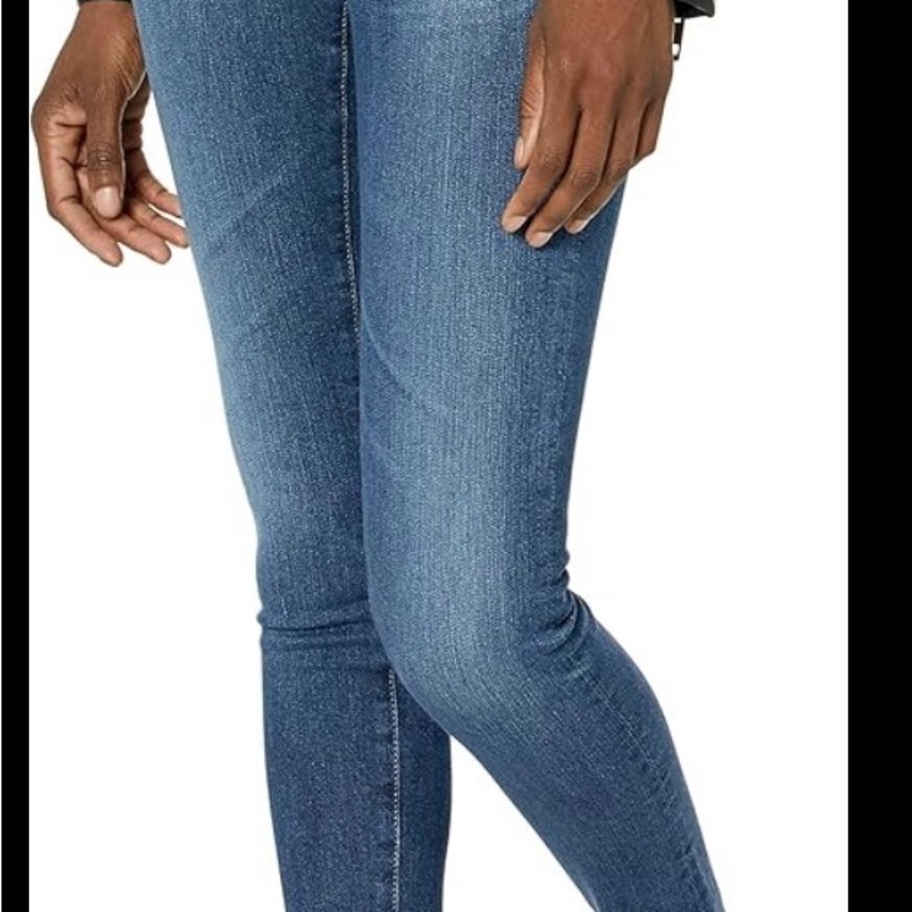 Ag Adriano Goldschmied Women's —The Legging Ankle Jeans in Blue